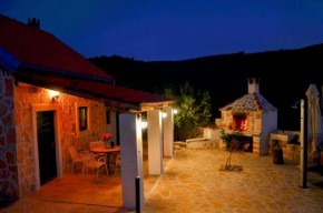 STONE HOUSE ANA